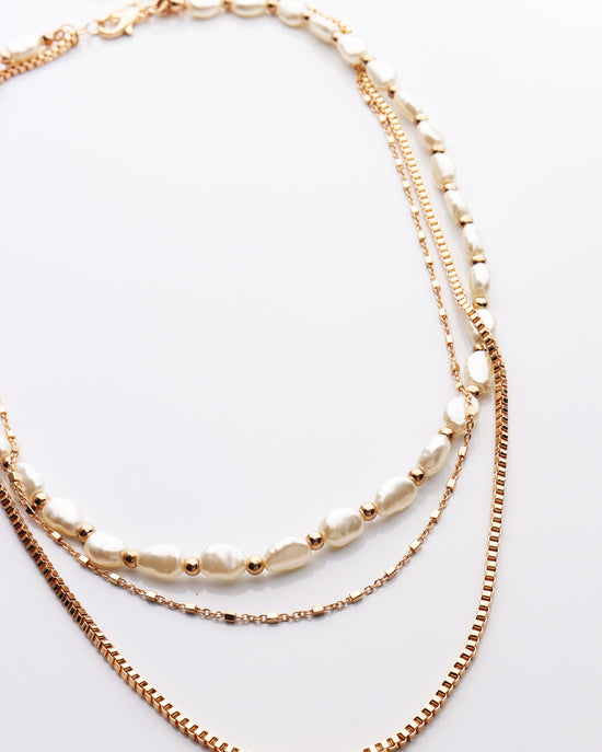 Pearl & Box Chain Layered Necklace