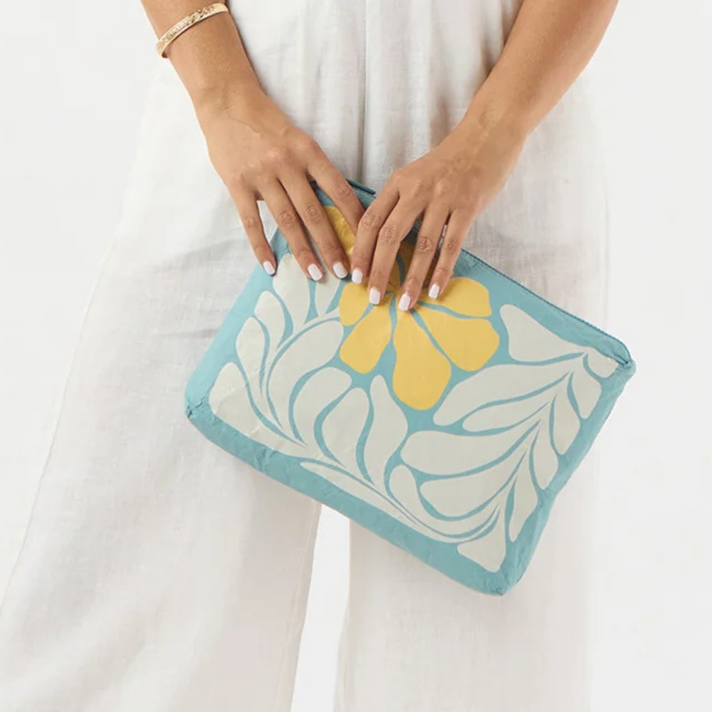 Swish Mid Pouch by Aloha