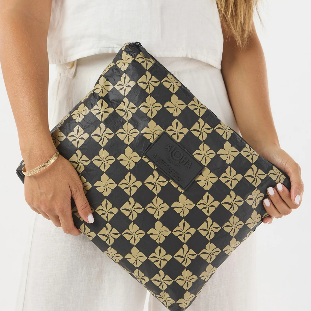 Pua Check Max Pouch by Aloha