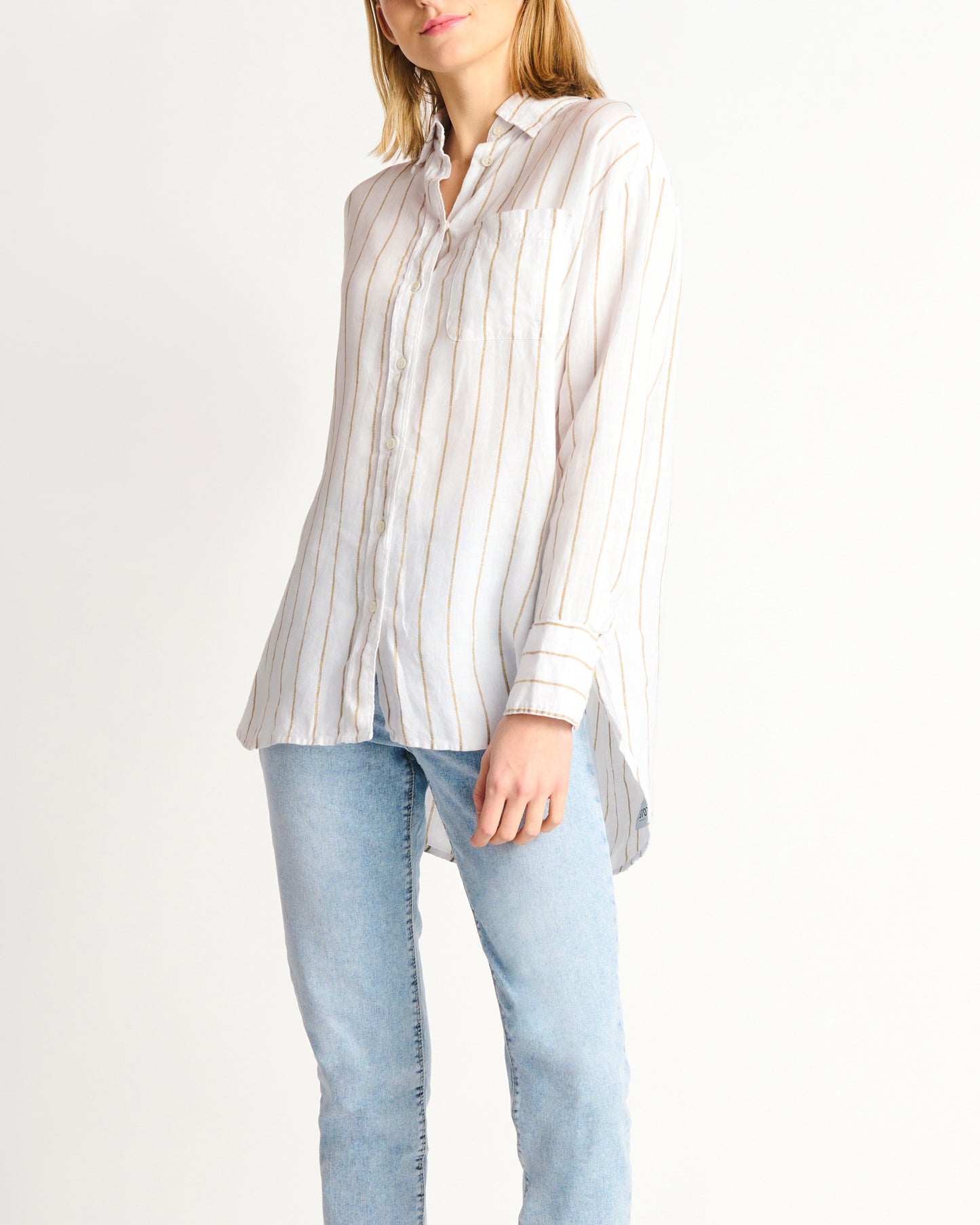Load image into Gallery viewer, Lillian Oversized Linen Buttondown
