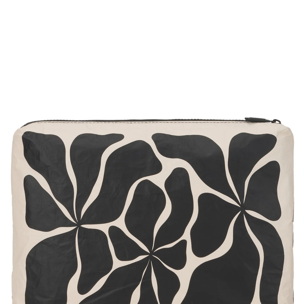 Wavy Mid Pouch by Aloha