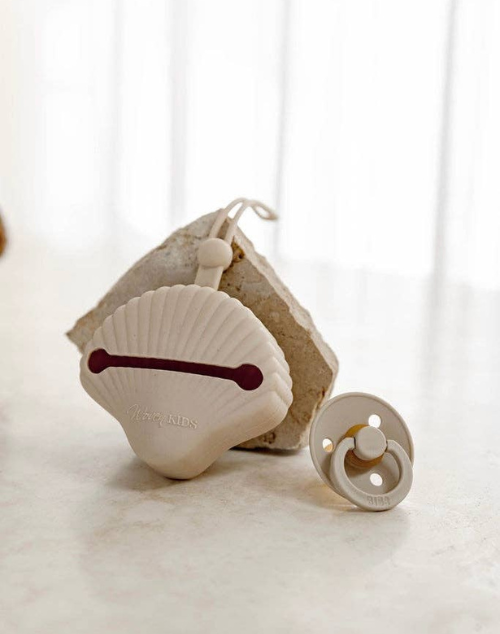 Shell Pacifier Holder