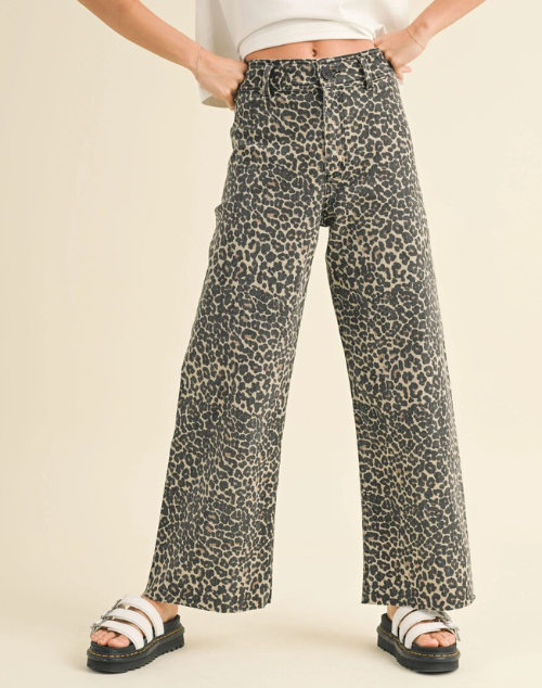 Leopard Print Wide Leg Pant