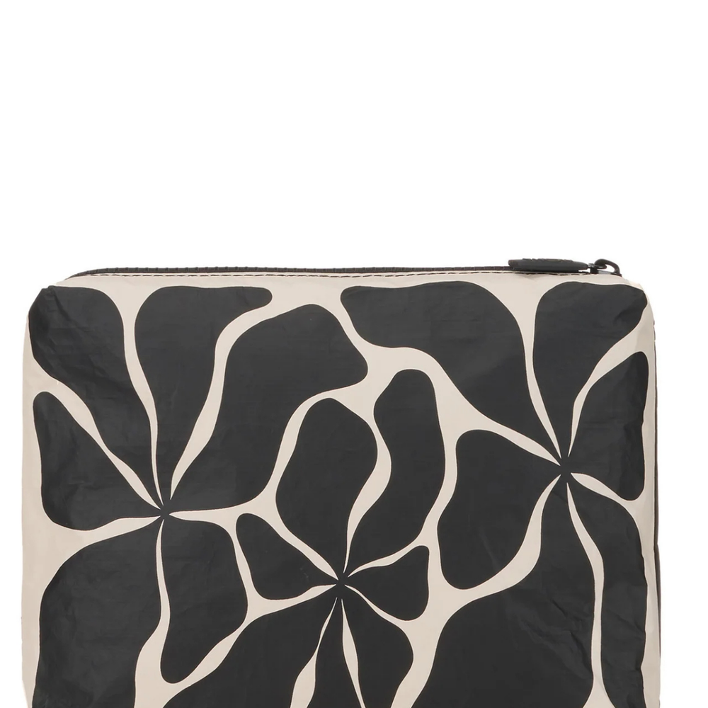 Wavy Small Pouch by Aloha