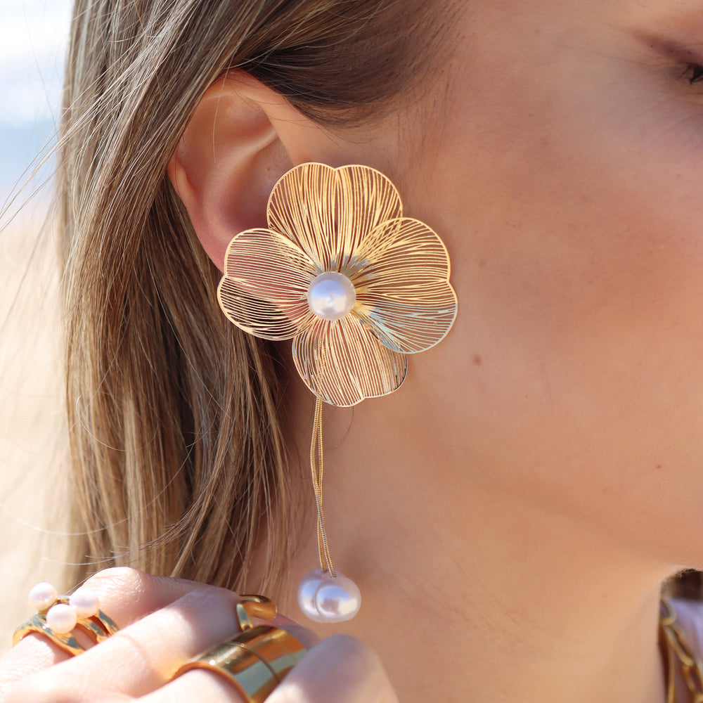 Blooming Pearl Earrings