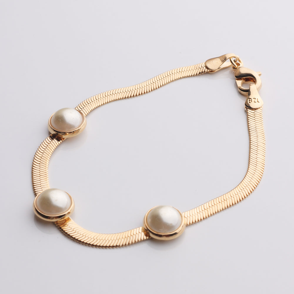 Pearl & Snake Chain Bracelet