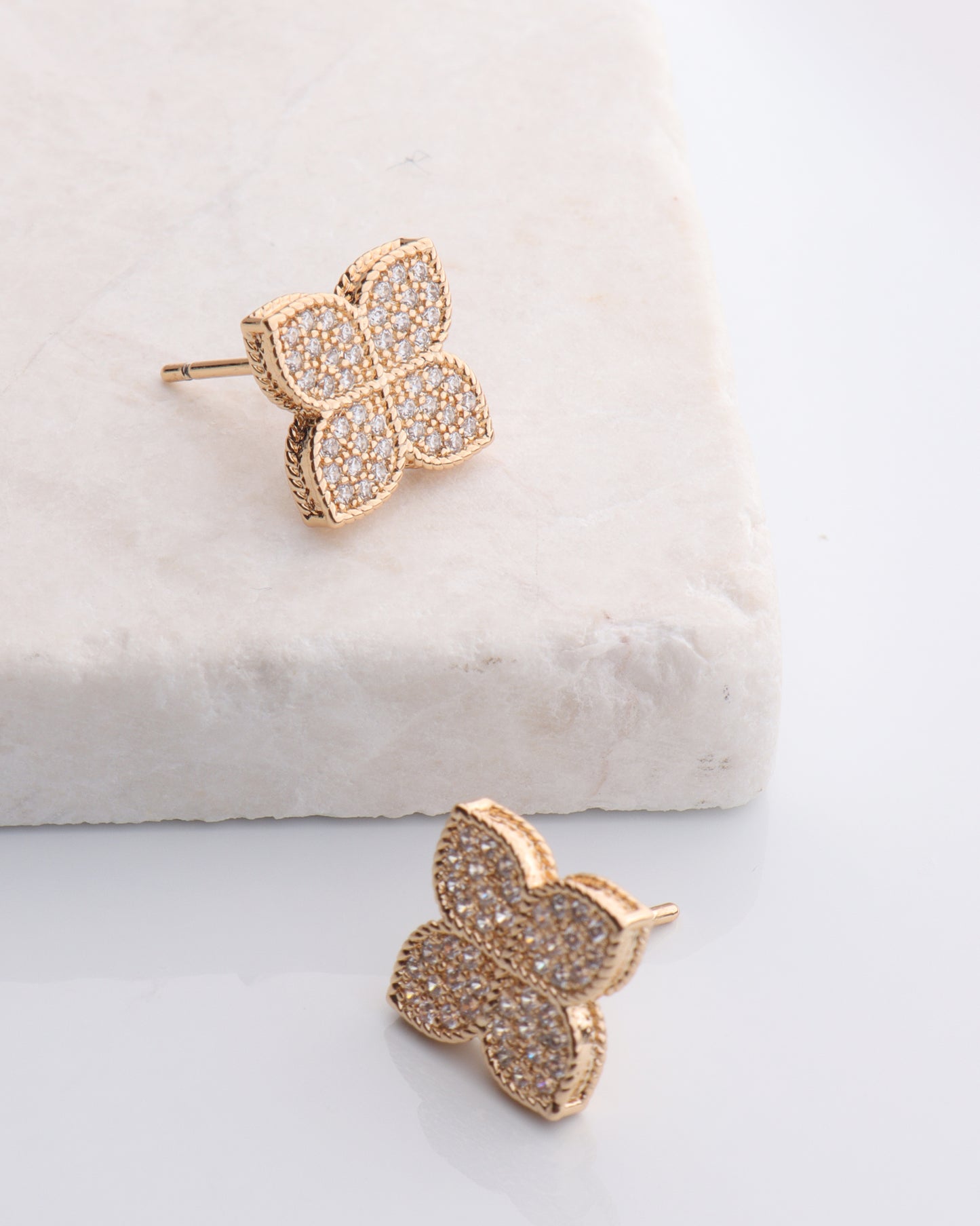 CZ Clover Stud