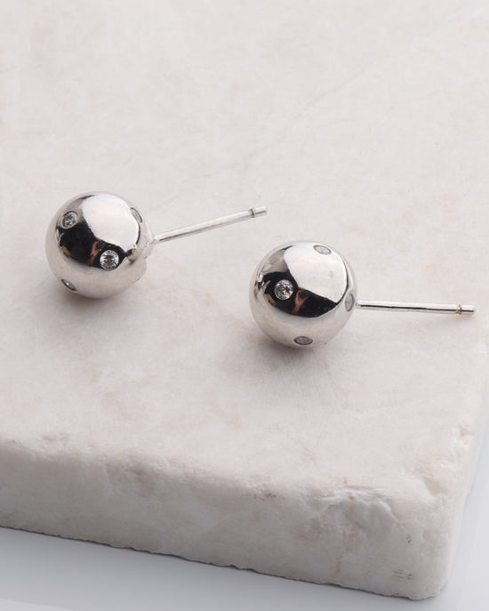 Ball Stud Earring