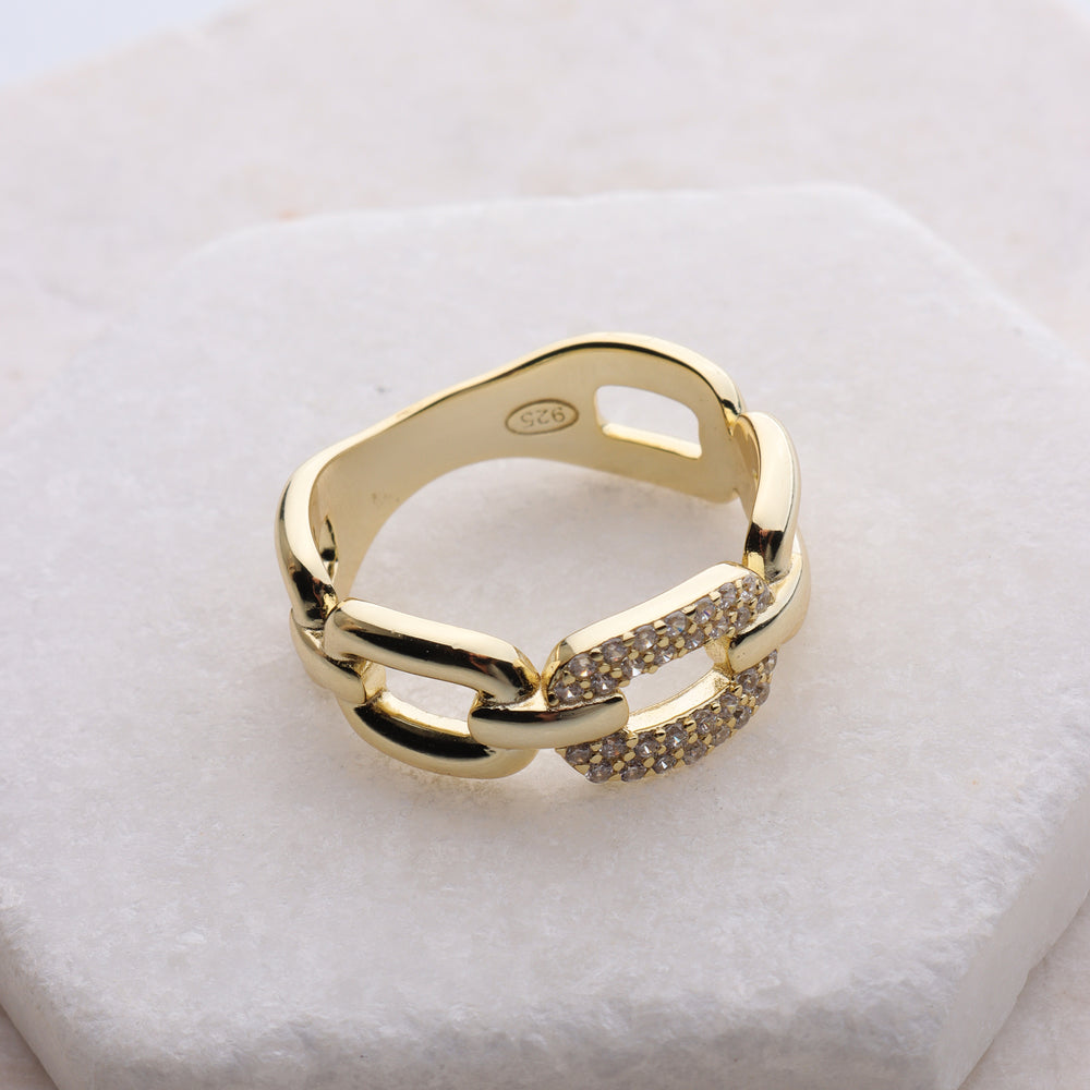 
                      
                        CZ Wide Chain Ring
                      
                    