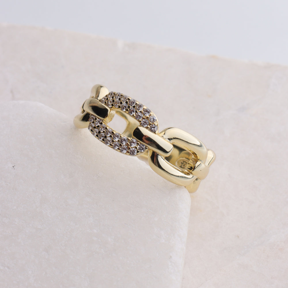 
                      
                        CZ Wide Chain Ring
                      
                    