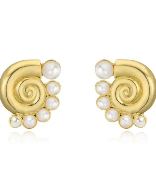 Mini Pearl Shell Earring