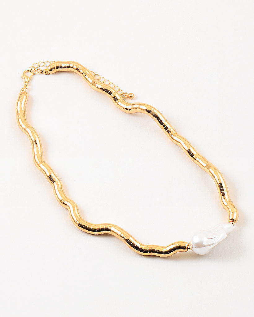 Golden Hour Pearl Necklace