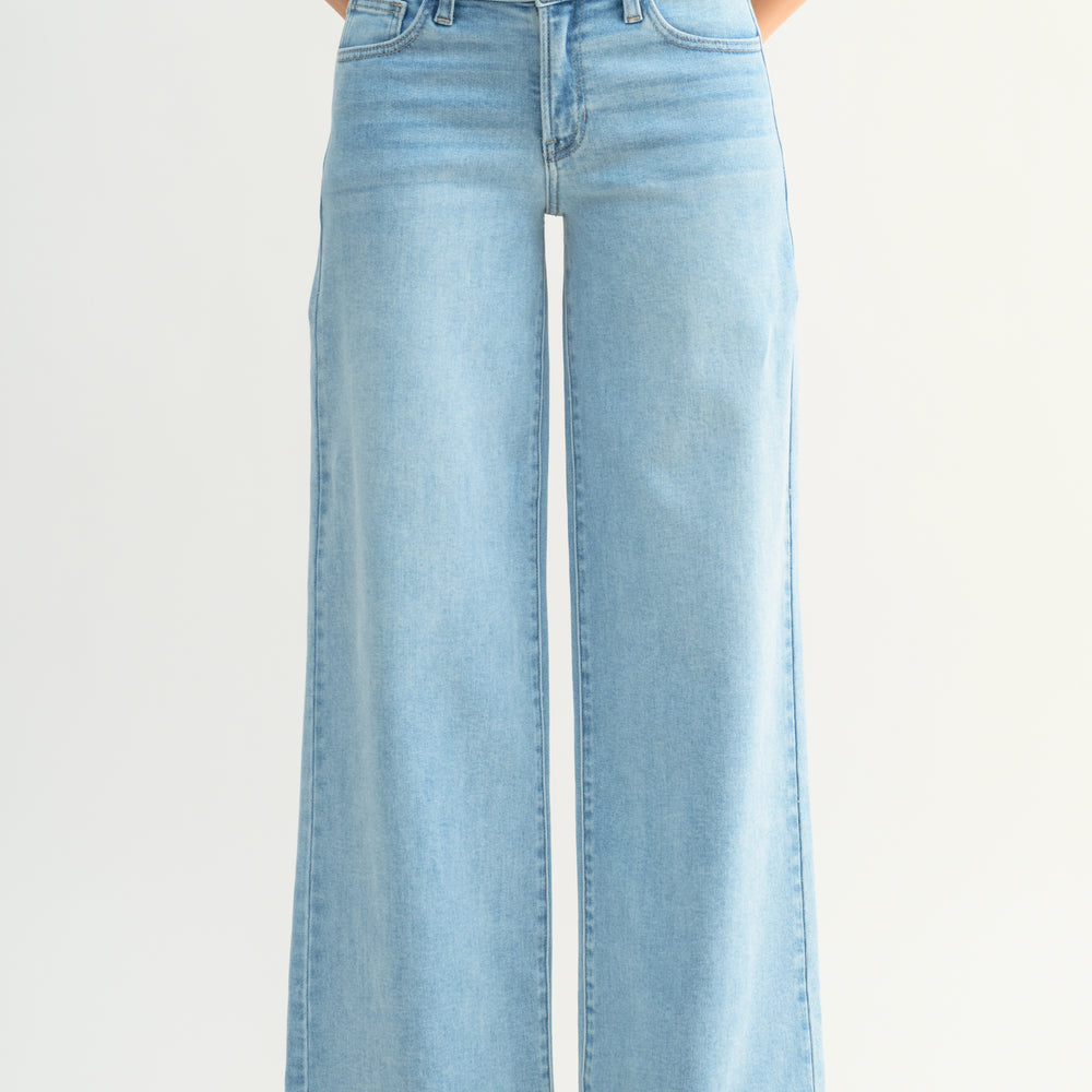 Relaxed Wide Leg Denim Pants