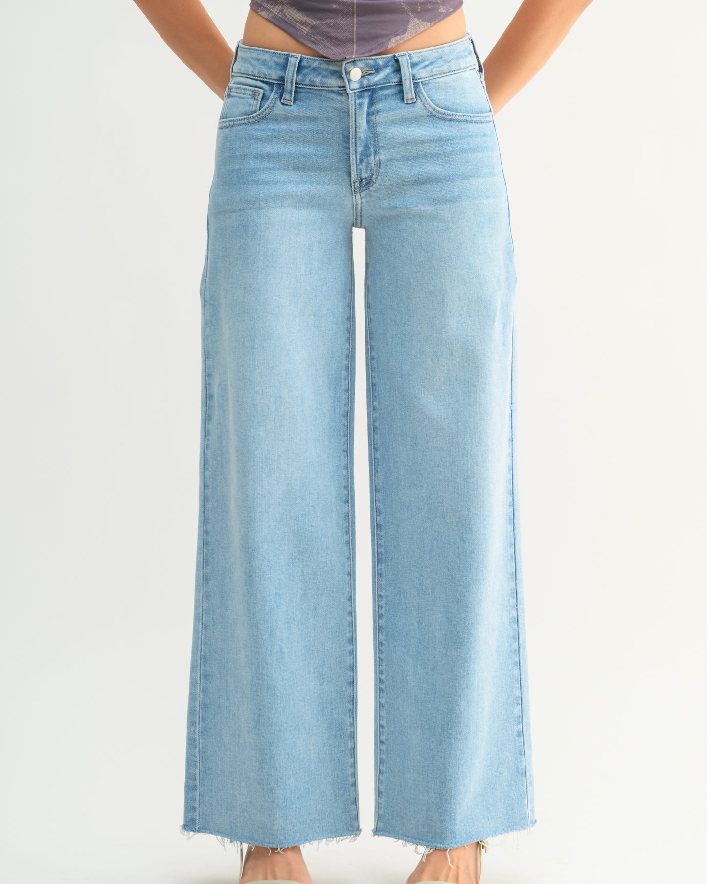 Relaxed Wide Leg Denim Pants